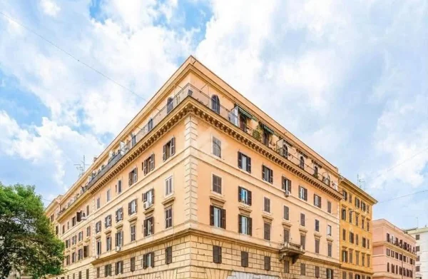 Appartamento in palazzo storico — Roma, Prati